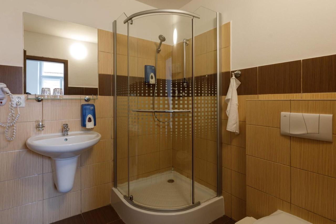 Litvan Sunset Apartments チェスケー・ブジェヨヴィツェ エクステリア 写真